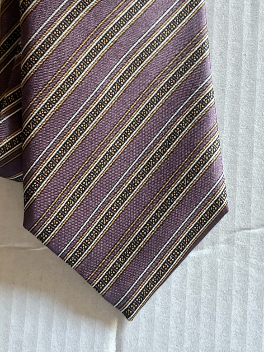VTG 80’s Pierre Cardin Paris New York Lavender Gold stripe Silk neck tie